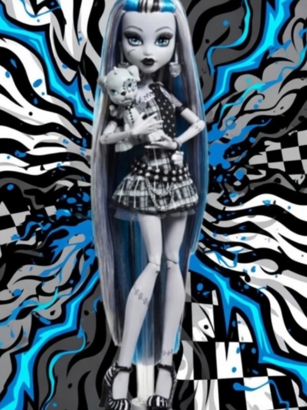 2025 Monster High Frankie Stein Reel Drama Creeproduction